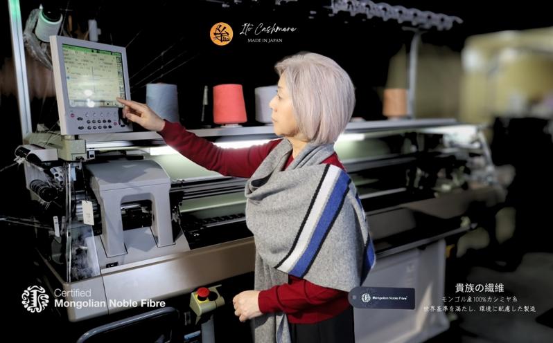 『Noble Fibre』100％カシミヤ・マフラー グレーインターシャ【高級 カシミア おしゃれ ファッション 防寒 かしみあ】 G3319