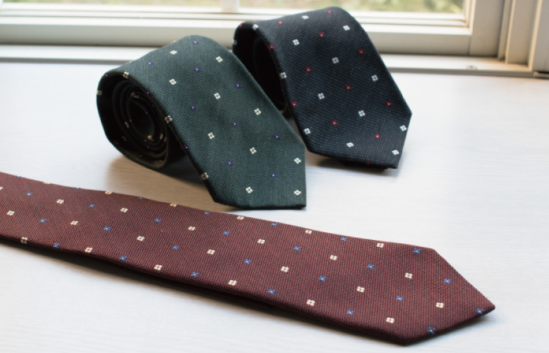 シルクネクタイ（花柄ドット チャコール） G3762