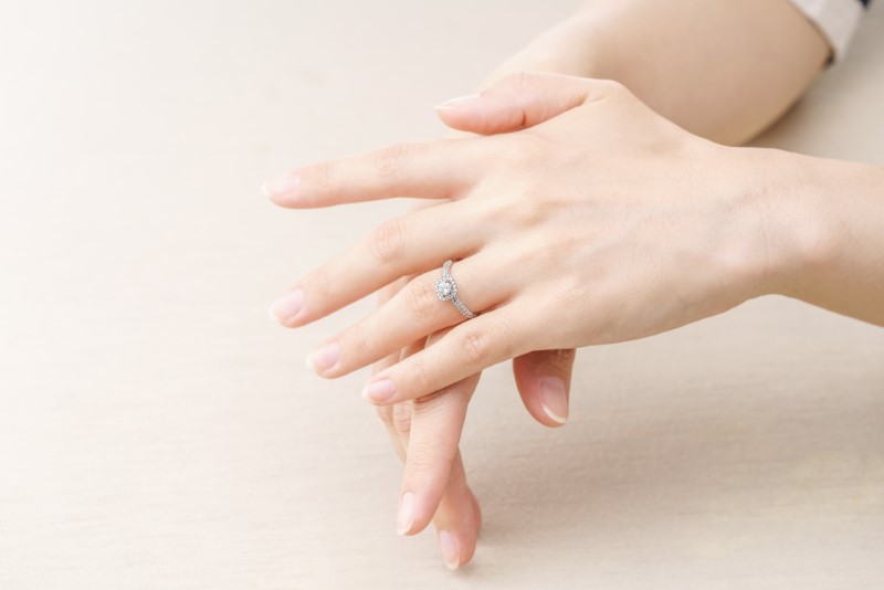 【高島屋選定品】プラチナダイヤモンド リング 中石ダイヤ 0.5ct D SI2 EX (GIA)【鑑別書付き ARC-EN-CIEL (アルカンシェル) ジュエリー プレゼント ギフト ファッション アクセサリー 贈り物 贈答 お祝い 記念日】  TUC0019-1