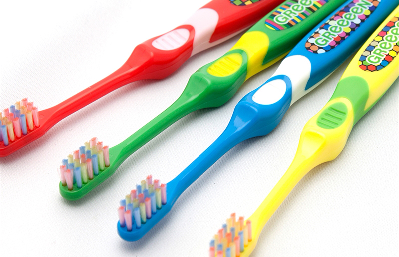 【日本製】歯ブラシ GReeeeN 小学生 ハブラシ 5本 005A215