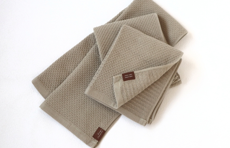 【ソフトハニカム】泉州南部織 フェイスタオル3枚セット（オリーブ）+ソフトハニカム織ハーフハンカチ1枚 G1904