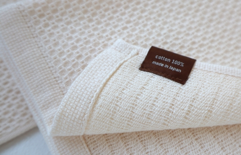 【ソフトハニカム】泉州南部織 フェイスタオル3枚セット（ベージュ）+ソフトハニカム織ハーフハンカチ1枚 G1907