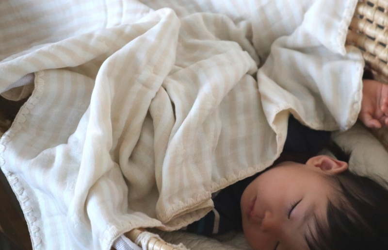 【eclat bebe】泉州南部織 4重ガーゼマルチケット（BeWh/Sサイズ）＜スピード発送＞ G1909