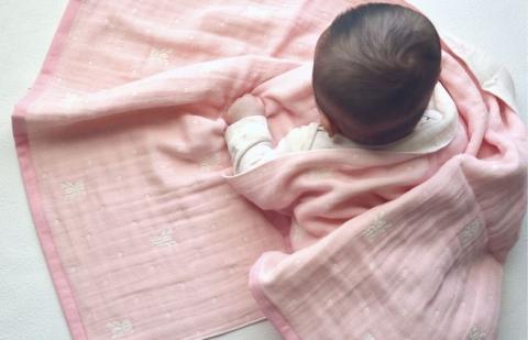 【babybear】多重ガーゼ ベビーハーフケット&タオル 7枚セット（ピンク） G1973