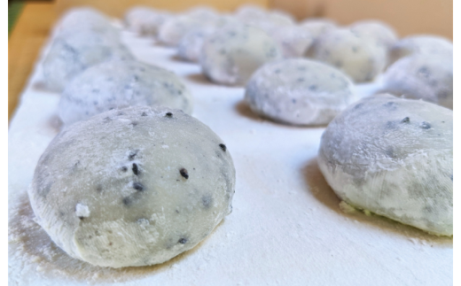 老舗の杵つきたて生丸餅 合計 約1.8kg 黒胡麻入り 099H4034