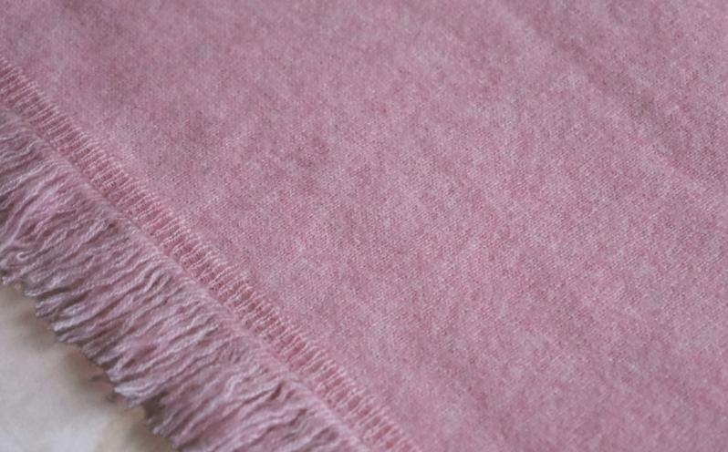 『Noble Fibre』100％カシミヤ・マフラー 桜色【高級 カシミア おしゃれ ファッション 防寒 かしみあ】 G3330