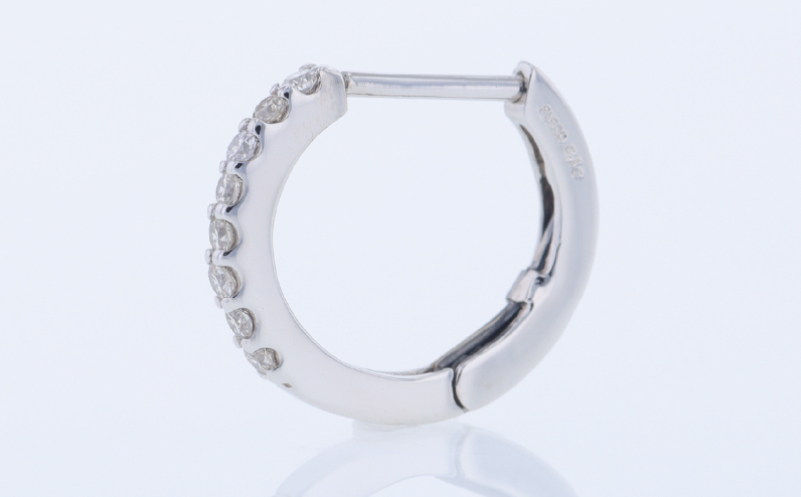 ARC-EN-CIEL PTダイヤピアス（計 0.20ct） J088