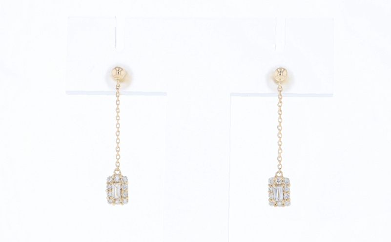 アルカンシェル K18YGダイヤピアス（計 0.26ct）【鑑別書付き ジュエリー プレゼント ギフト ファッション アクセサリー 贈り物 贈答 お祝い 記念日】 J097