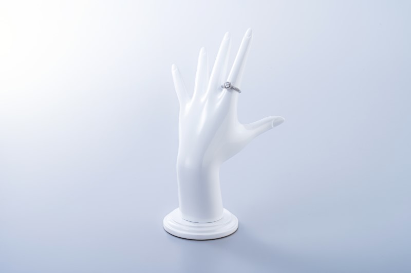 【高島屋選定品】プラチナダイヤモンド リング 中石ダイヤ 0.5ct D SI2 EX (GIA)【鑑別書付き ARC-EN-CIEL (アルカンシェル) ジュエリー プレゼント ギフト ファッション アクセサリー 贈り物 贈答 お祝い 記念日】  TUC0019-1