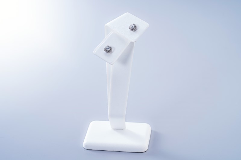 【高島屋選定品】プラチナダイヤモンド ピアス 中石ダイヤ 0.5ct D SI2 EX (GIA)【鑑別書付き ARC-EN-CIEL (アルカンシェル) ジュエリー プレゼント ギフト ファッション アクセサリー 贈り物 贈答 お祝い 記念日】 TUC0021-1