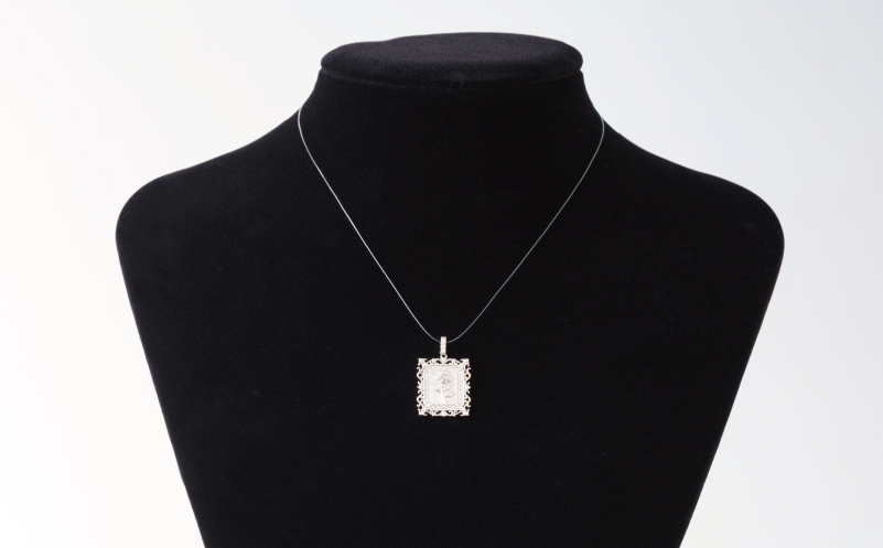 【高島屋選定品】純プラチナ(PT999) ダイヤモンド ペンダントトップ (ダイヤ合計0.23ct) TUC0024