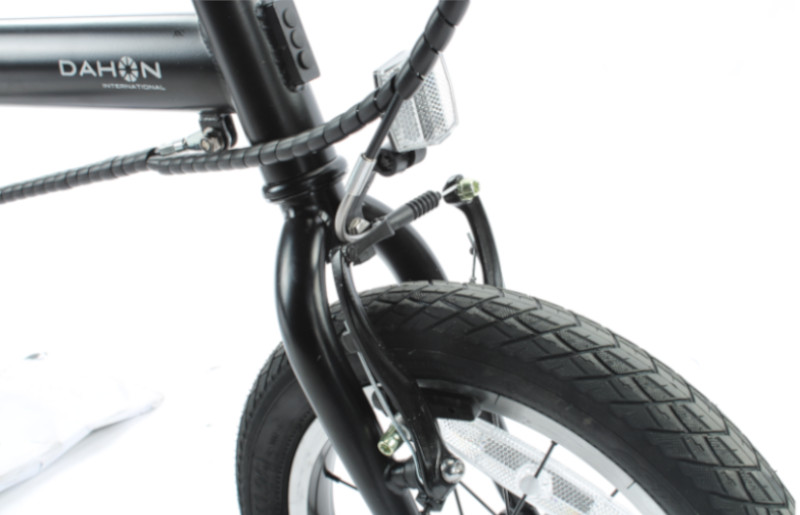 2025 DAHON INTERNATIONAL Farout マットブラック 折りたたみ自転車【自転車 完成品 組み立て不要 アウトドア サイクリング じてんしゃ 通勤 通学 新生活】 099X321-1