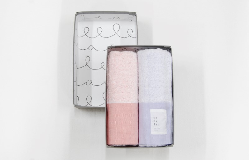 銀の糸と雪音加工 スリムバスタオル 2枚 A5サイズの収納箱入り 【泉州タオル 国産 吸水 普段使い シンプル 日用品】 015B352