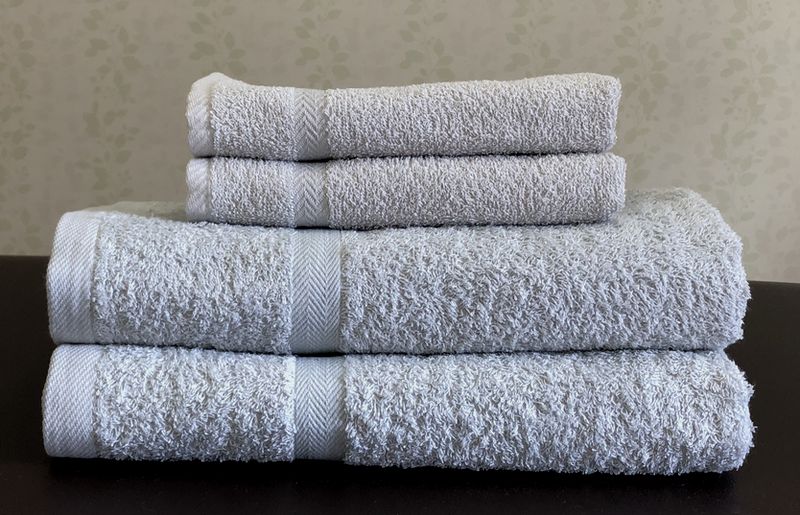 泉州タオルＪＯＹバス＆フェイス４枚セット（ガルグレー）【泉州タオル 国産 吸水 普段使い 無地 シンプル 日用品 家族 ファミリー】 099H3644