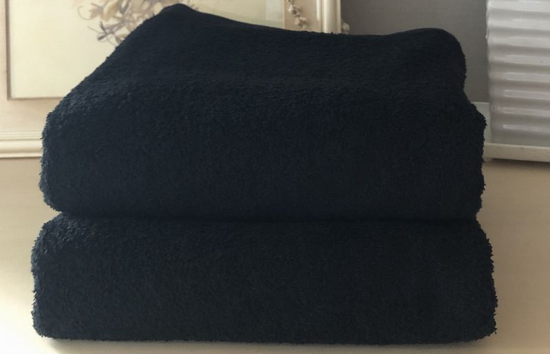 超大判バスタオル２枚セット（ブリリアントブラック）泉州タオル 90×170cm【泉州タオル 国産 吸水 普段使い 無地 シンプル 日用品 家族 ファミリー】 020C481