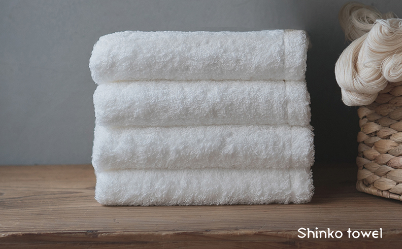 【TVで紹介！】おぅ！え～やん フェイスタオル（ホワイト）4枚【泉州タオル 国産 吸水 普段使い 無地 シンプル 日用品 家族 ファミリー】  G3492