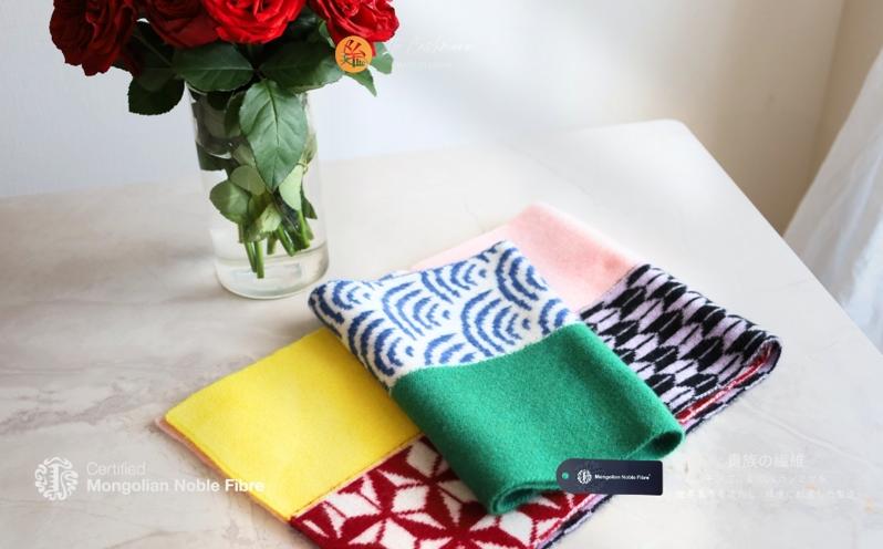 『Noble Fibre』100％カシミヤ・マフラー マルチ色ジャガード【高級 カシミア おしゃれ ファッション 防寒 かしみあ】 G3324