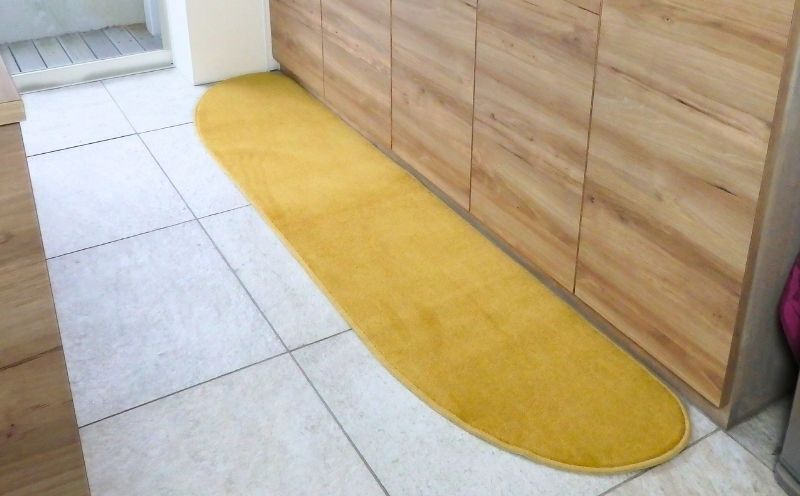 北欧風キッチンマット ラグマットタイプ 45×150cm ゆりかご型 ゴールド 抗菌防臭 SEK 織人しきもの屋工房 diw0023