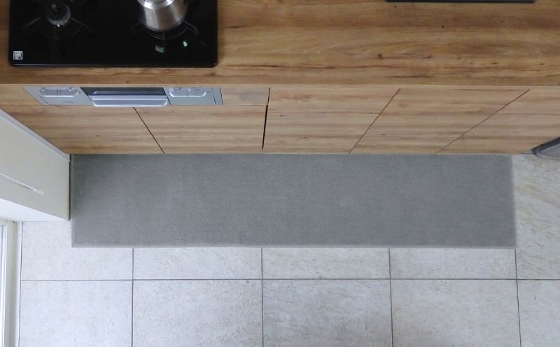 北欧風キッチンマット ラグマットタイプ 45×150cm ノーマル型 シルバーグレー 抗菌防臭 SEK 織人しきもの屋工房 diw0030