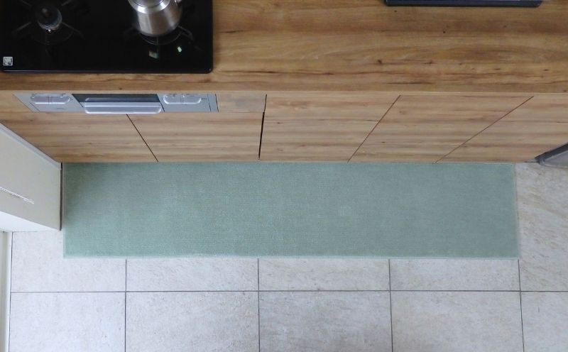 北欧風キッチンマット ラグマットタイプ 45×150cm ノーマル型 アッシュミント 抗菌防臭 SEK 織人しきもの屋工房 diw0031
