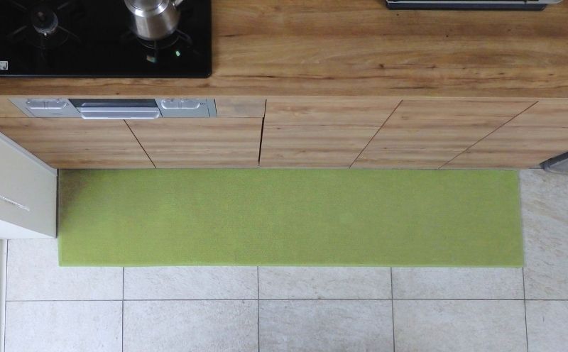 北欧風キッチンマット ラグマットタイプ 45×150cm ノーマル型 ピスタチオ 抗菌防臭 SEK 織人しきもの屋工房 diw0036