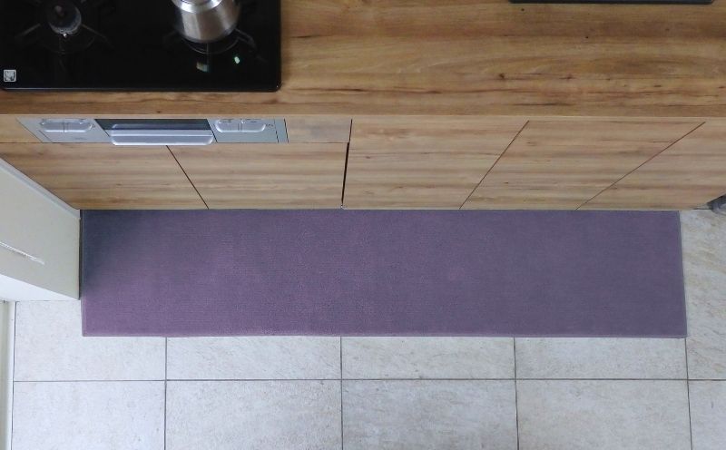 北欧風キッチンマット ラグマットタイプ 45×150cm ノーマル型 モーブ 抗菌防臭 SEK 織人しきもの屋工房 diw0041