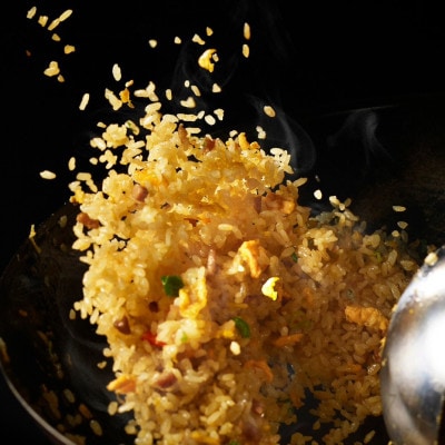 喜神菜館　鉄鍋直火中華　五目炒飯　8食入り(2食入×4袋)【配送不可地域：離島】