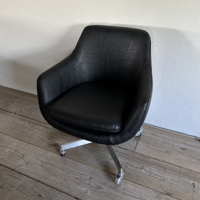 Cosmic Chair(コスミックチェア)キャスター脚 ランド ブラック【SWOF】