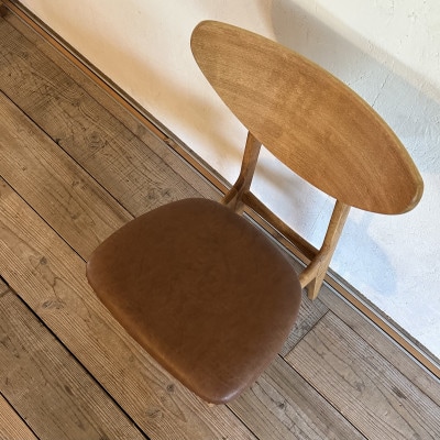 Karl Dining Chair ランド ライトブラウン ミディアムブラウンフレーム【SWOF】