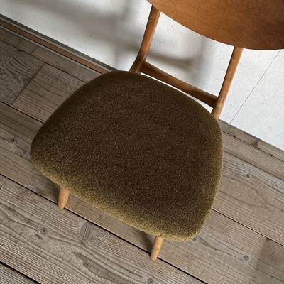 Karl Dining Chair モケット クリンプカーキ ミディアムブラウンフレーム【SWOF】