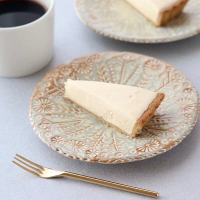 レアチーズタルト ホール【配送不可地域：離島】