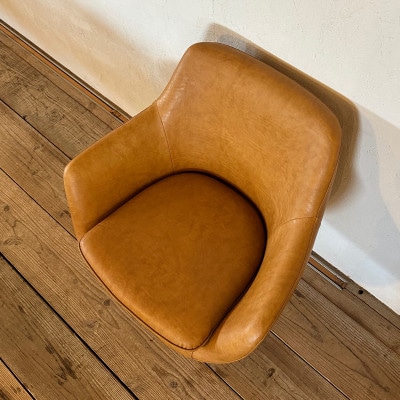 Cosmic Chair(コスミックチェア)X脚 ランド キャメル【SWOF】