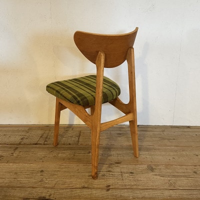 Karl Dining Chair ガルボ グリーン ミディアムブラウンフレーム【SWOF】