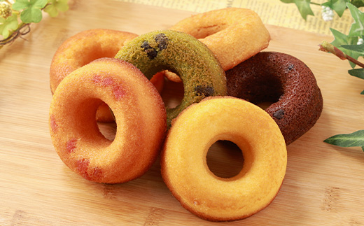 国産小麦粉100%の焼きドーナツ(6個入り)
