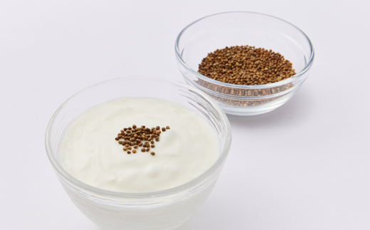 ≪50g×5≫　国産えごまの実　パックチャック(ジッパー)付き　大阪産(もん)認定品