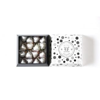 8種類豆菓子個包装16個入りギフト【すえひろやっつまめ】大阪産(もん)名品認定の雀の玉子を含む