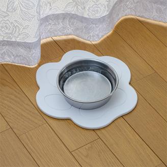 珪藻土では無い新素材　木材の様な新感覚　犬猫ペット用吸水プレート　シングルトレー