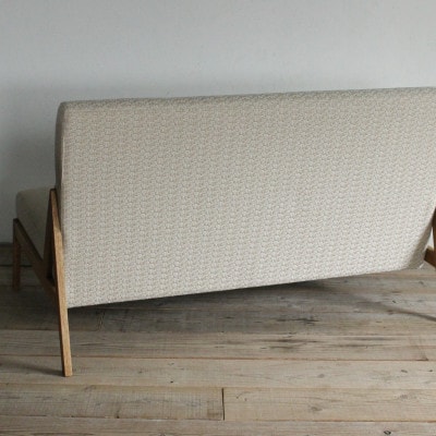 A Sofa(エーソファ)みなも アイボリー オークフレーム(ブラウン色オイル塗装)【SWOF】【配送不可地域：離島・沖縄県】