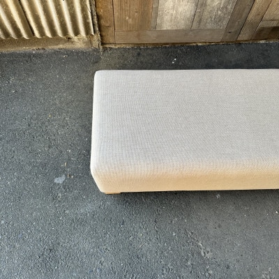 150 Bench(150ベンチ)NC アイボリー NAベース脚【SWOF】