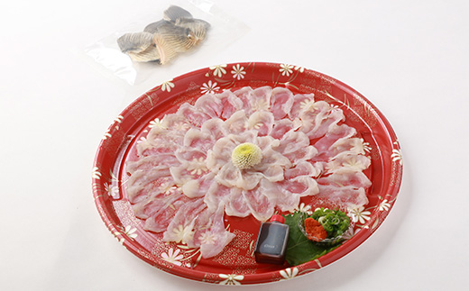 【冷蔵】国産活けとらふぐてっさ・ひれセット　約4～5人前　ヒレ酒も楽しめます!【配送不可エリア注意】【配送不可地域：離島・北海道・沖縄県・東北・関東・九州】