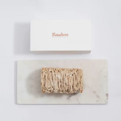 モンブランロール ホール【配送不可地域：離島】