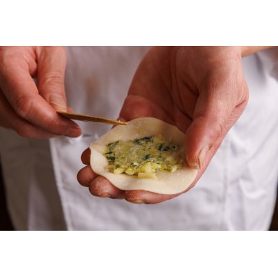 蓮花の冷凍餃子　16個入×2パック【配送不可地域：離島】