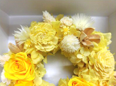 クロス調マグネットBOXリースアレンジ (イエロー)｜プリザーブドリース [0511]