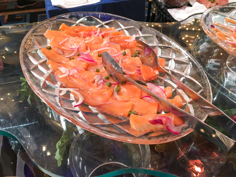 《スモークサーモン》900g (300g×3)《Ocean Rich》ホテルパーティー仕様 [1158]