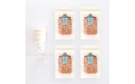 スモークソルト詰め替え用 (4パック) セラミック製ミル付【Kaori-熏】くん液不使用 無添加で作る燻製マイスターの技と味 燻製岩塩 結晶塩 [0541]