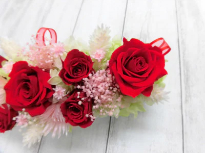 横長華やかアレンジ (レッド)｜プリザーブドアレンジ [0503]