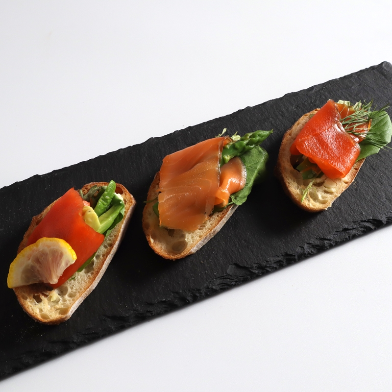 《スモークサーモン3種セット》計720g (紅鮭･トラウト･アトラン 各240g×3)【Kaori-薫】[1154]