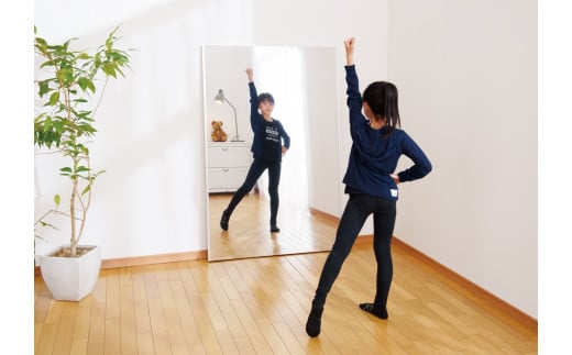 リフェクスミラー姿見 (フィルムミラー) NRM-7-S (幅85cm×高さ170cm×厚み2.7cm)軽量 鏡 姿見 全身鏡 リフェクスミラー 壁掛けミラー 壁付け 吊り金具 三角金具 ゴム脚付き インテリア 家具 防災 着付け 着替え ダンス ファッション 日本製 [0393]