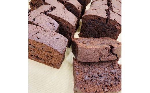 寝屋川市育ちのパティシエが作る「のうこうチョコパウンドケーキ(チョコチップ入り)、パン・ド・ジェーヌ」詰め合わせ｜チョコレートスイーツ デザート 菓子 お菓子 洋菓子 贈り物 ギフト プチギフト プレゼント 手土産 おやつ [0618]