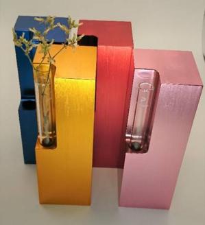 アルミ一輪挿し（カド）大　オレンジ　4色展開